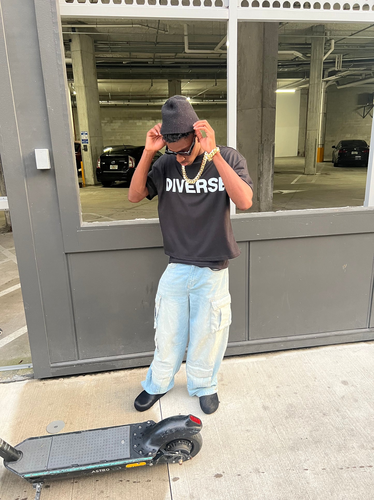 Diverse Thumbprint Tee (Black/White)